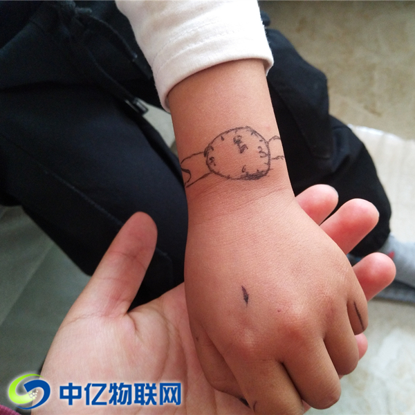 兒童智能手表選什么卡？副卡、物聯(lián)語音卡大比拼！