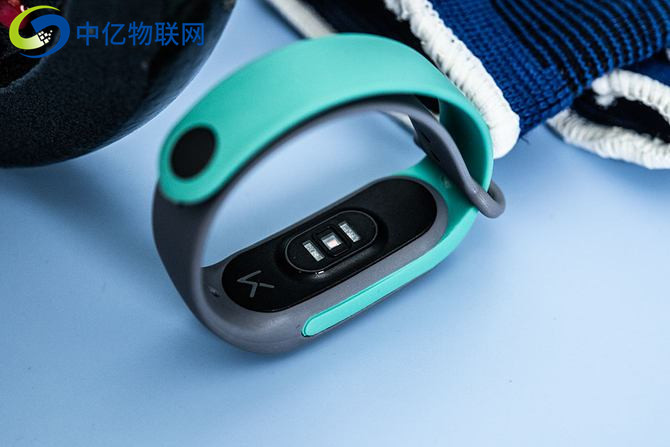 物聯網卡智能健康手環